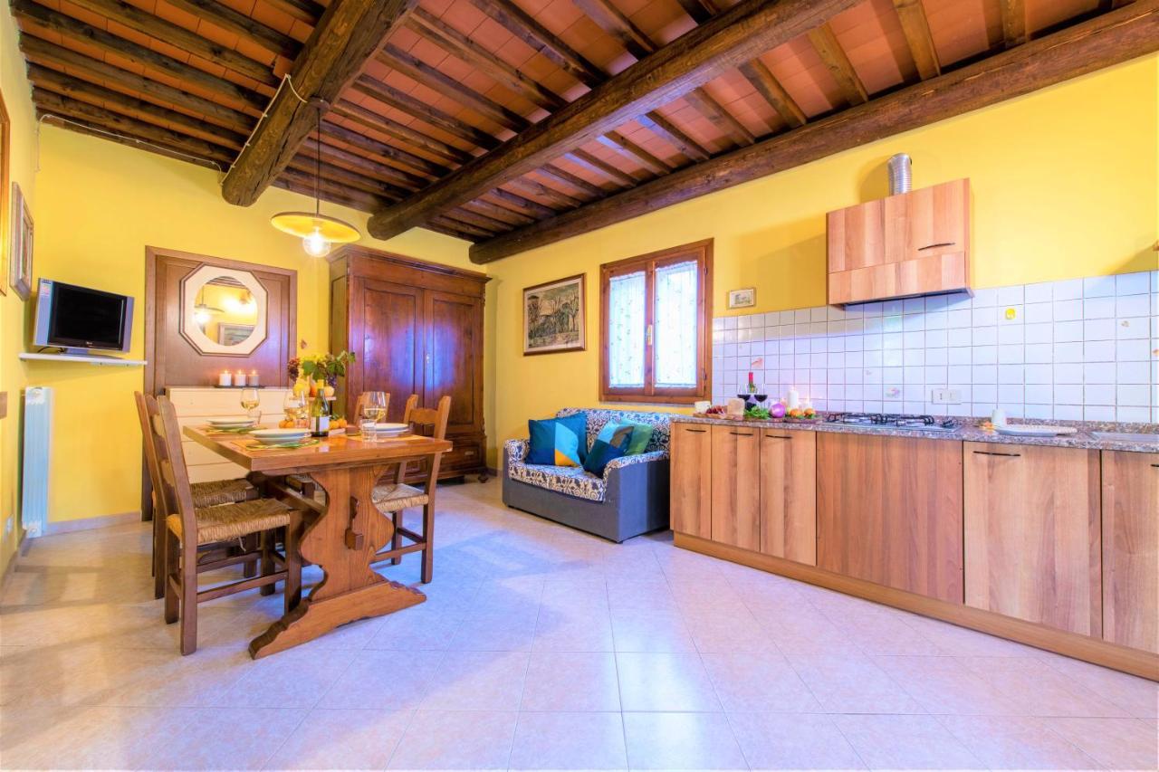 Hostly - Country House Donoratico - Only For Families Extérieur photo