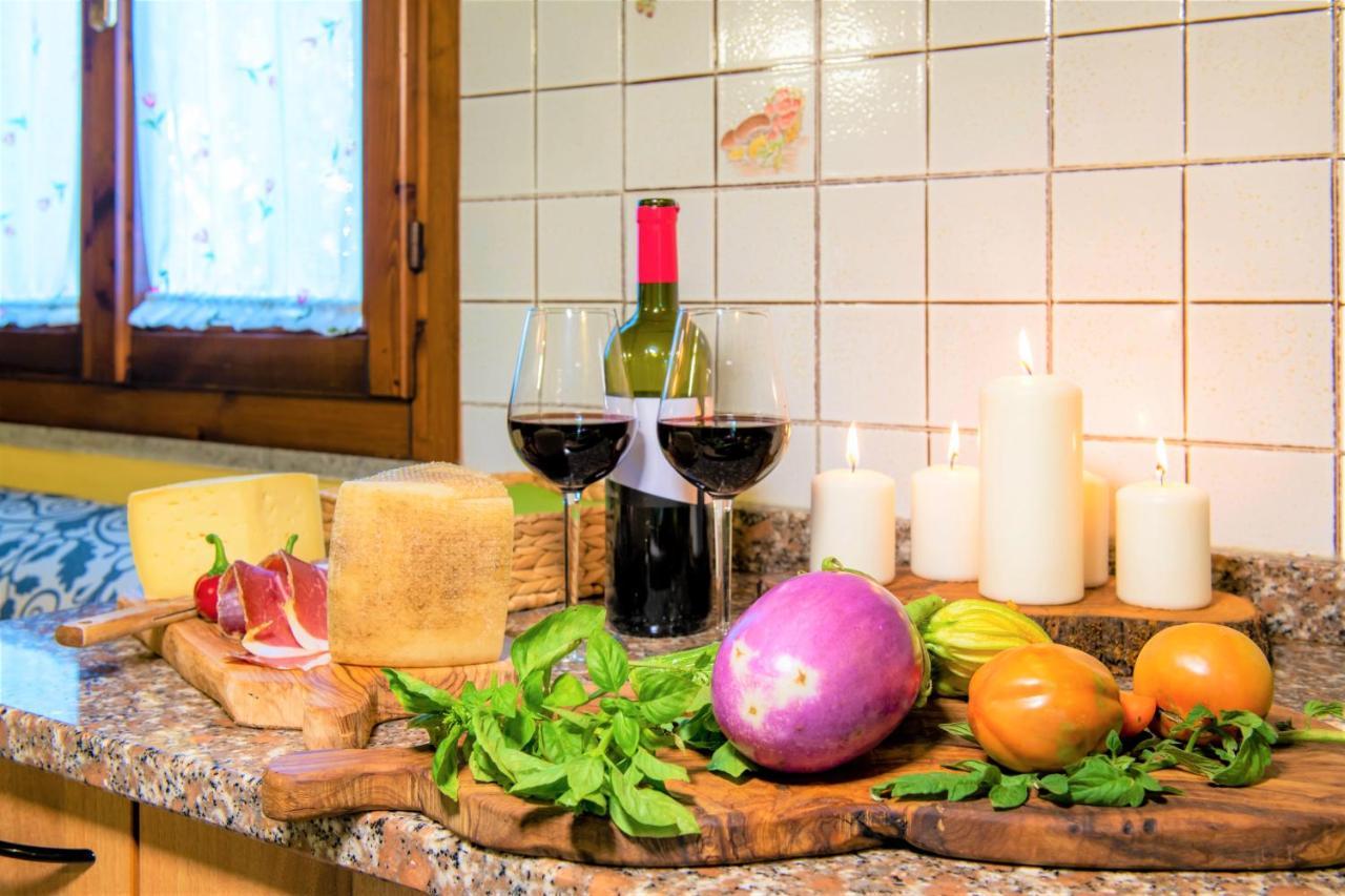 Hostly - Country House Donoratico - Only For Families Extérieur photo