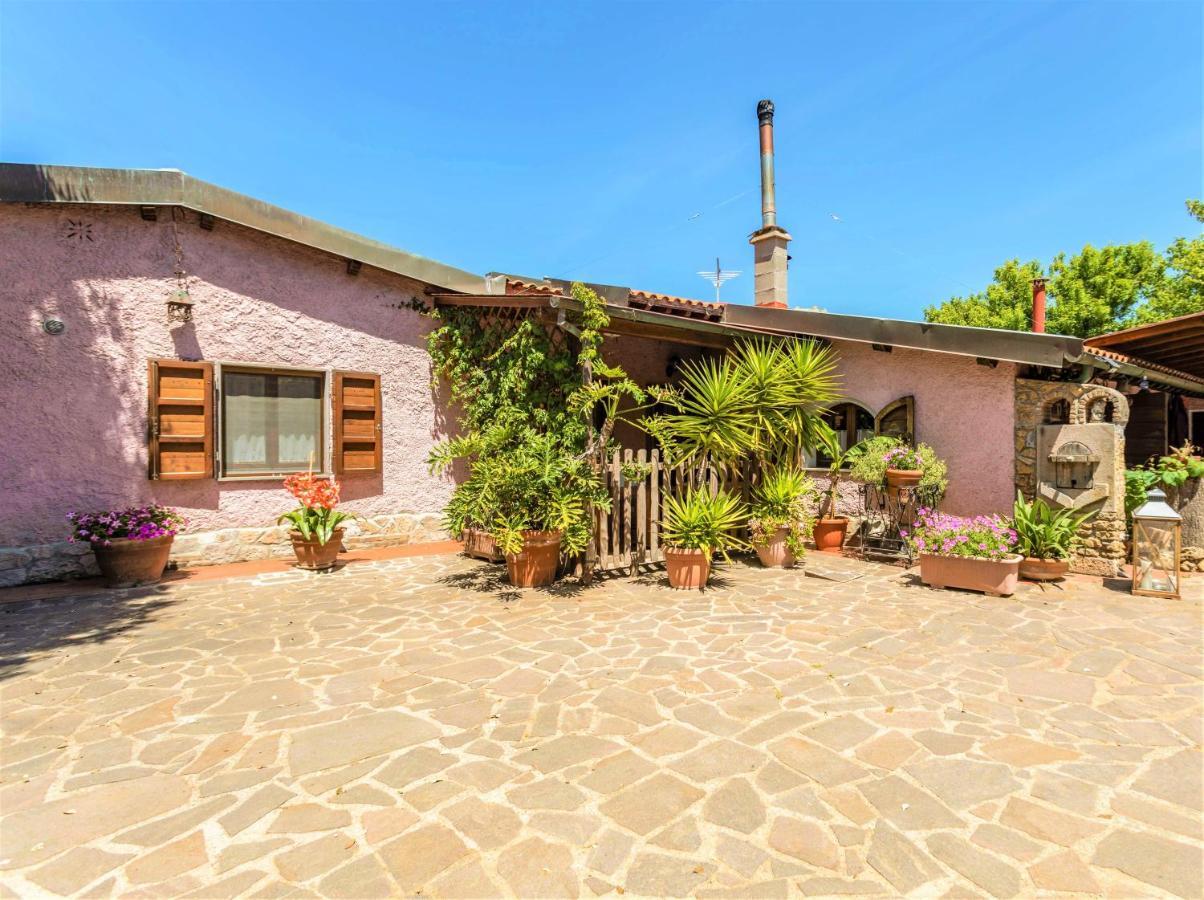 Hostly - Country House Donoratico - Only For Families Extérieur photo