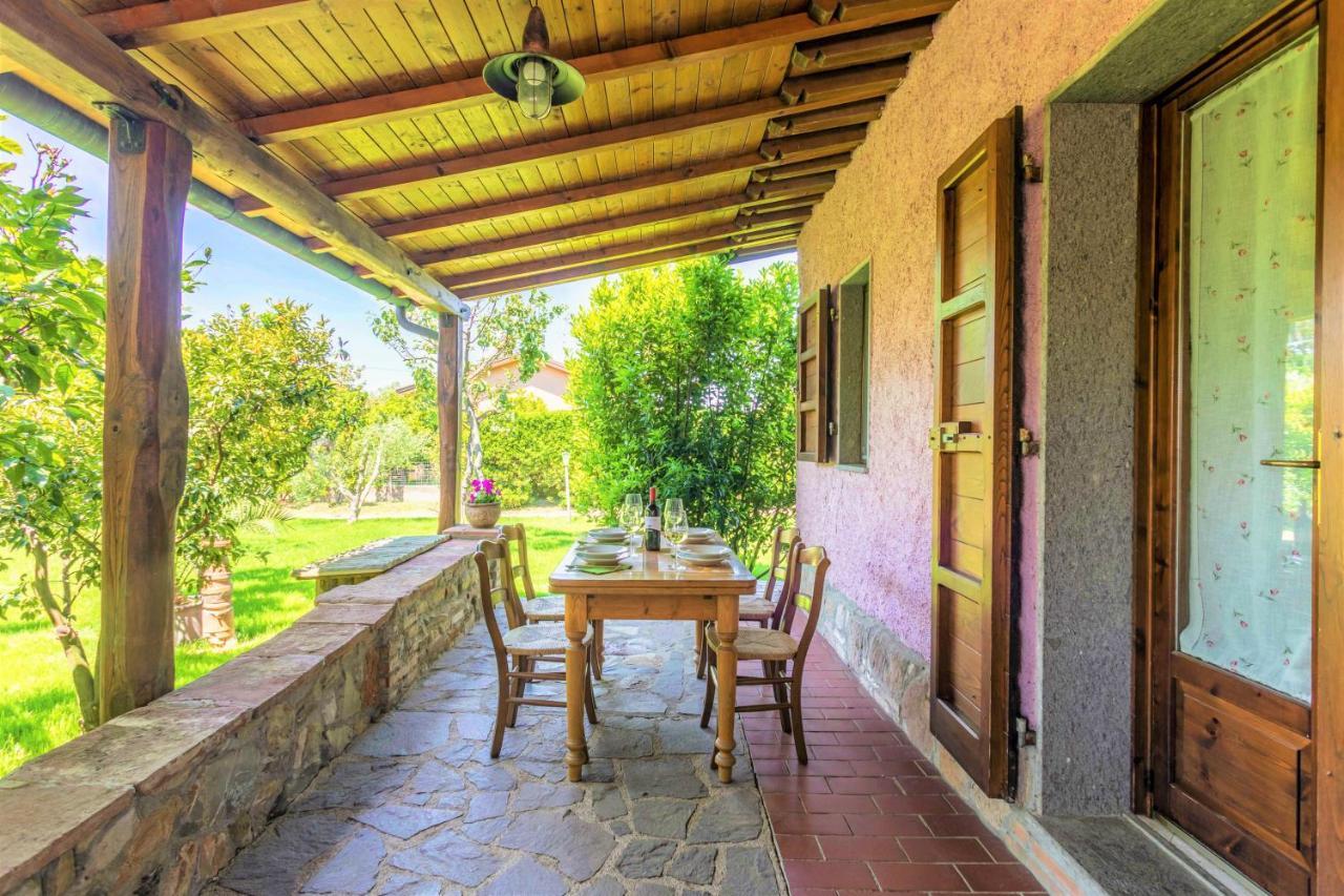 Hostly - Country House Donoratico - Only For Families Extérieur photo