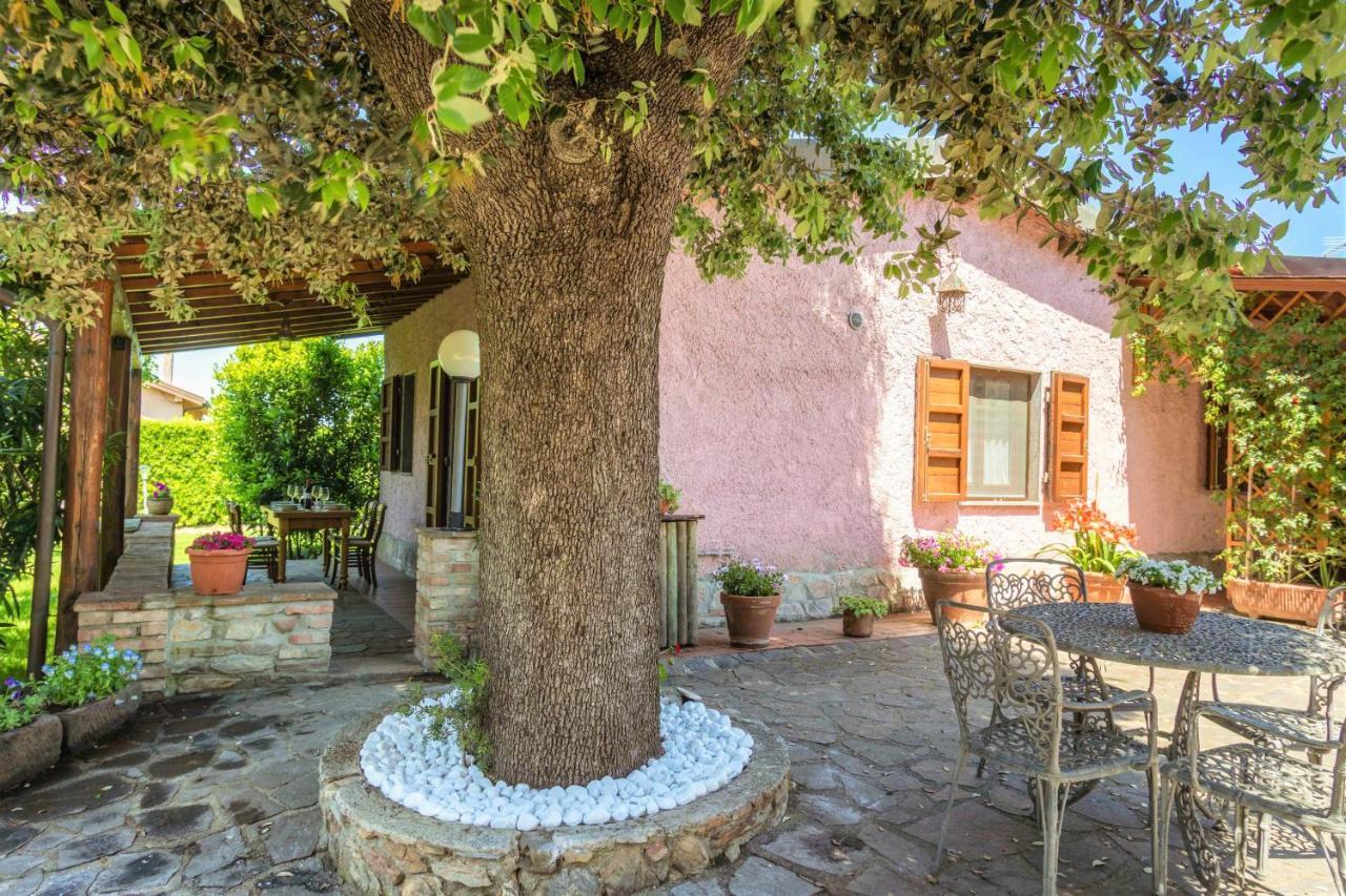 Hostly - Country House Donoratico - Only For Families Extérieur photo